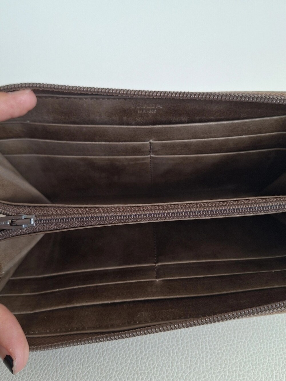 Prada Milano Grey Long Zip Wallet EUC - Picture 4 of 6
